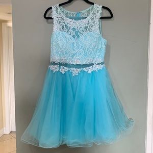 Aspeed u.s.a size Large junior dress. Turquoise color. With shall